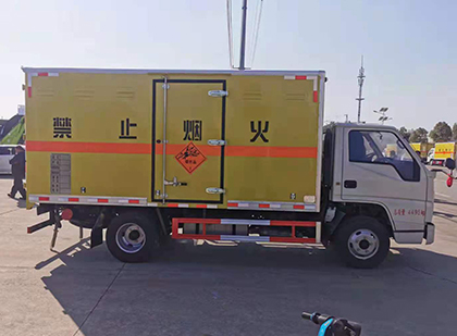 迭部爆破器材运输车技术升级与安全合规新趋势